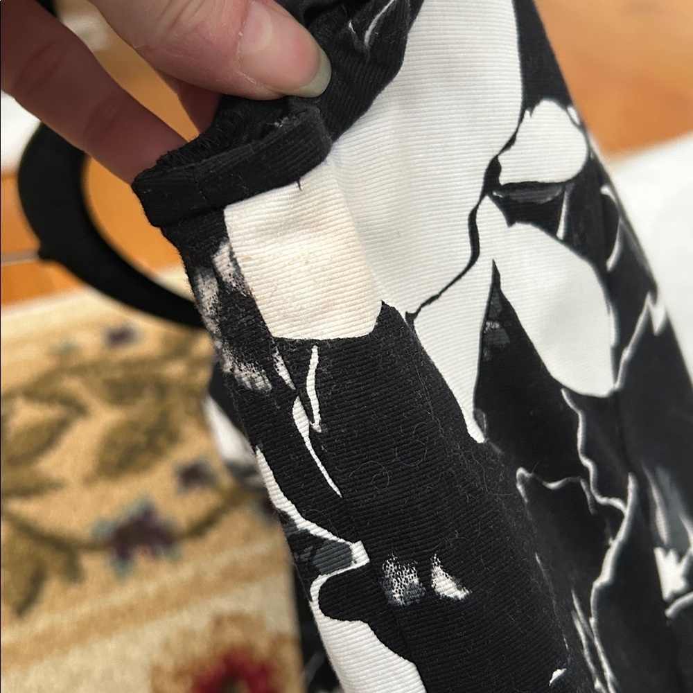 White House, black market floral sheath dress - Picture 4 of 4